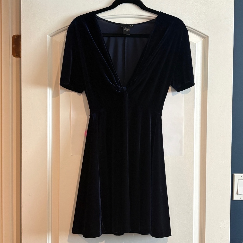AQUA brand blue velvet plunge neck mini dress